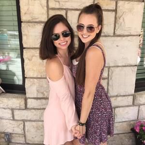 Meet your Posher, Claire